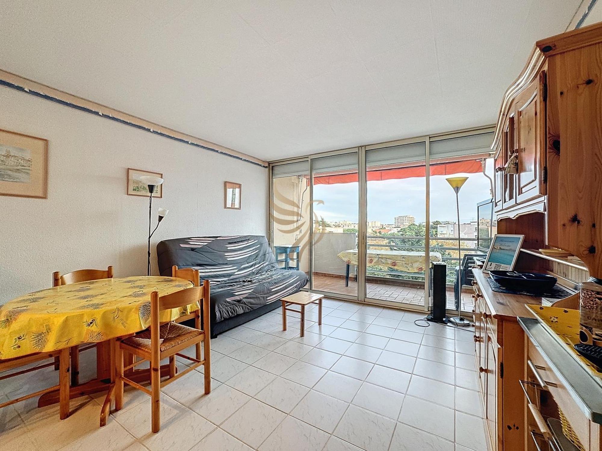 - Le Saule Perche - 5 Pers - 500m - Parking - Terrasses - Capitalchic Services * Fréjus